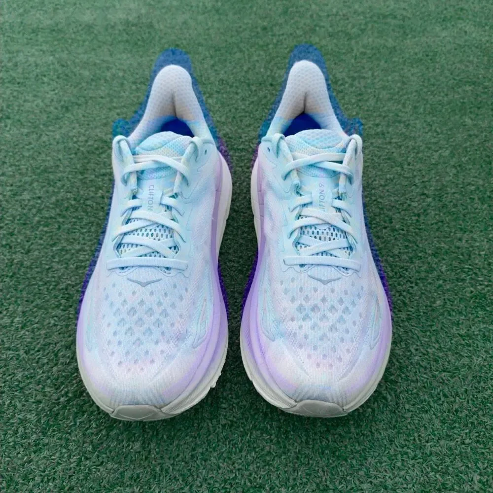 HOKA ONE ONE CLIFTON 9 - Women’s Running Shoes - SIZE 10.5B